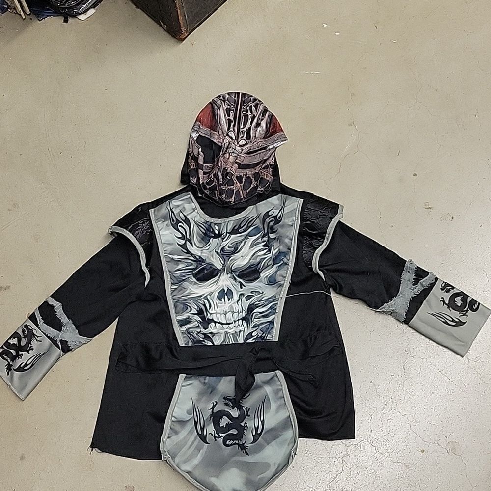 Skeleton Ninja- Kids size small 4-6 - Picture 5 of 9